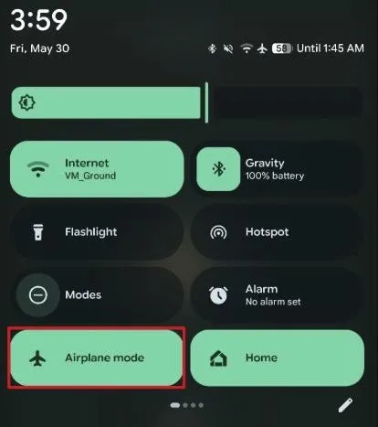 view a preloaded WhatsApp Status in Airplane Mode